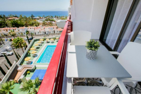 512 BY THE BEACH! 2 BEDROOM, wifi